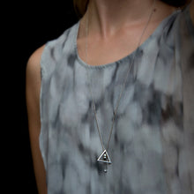 Load image into Gallery viewer, VEAKTA NECKLACE